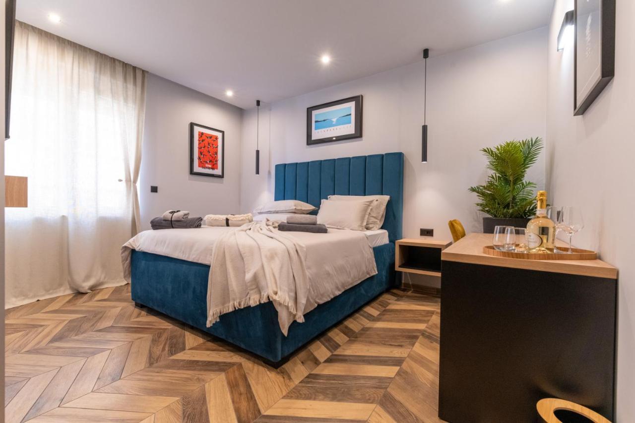 West Coast Deluxe Rooms Split Exterior foto