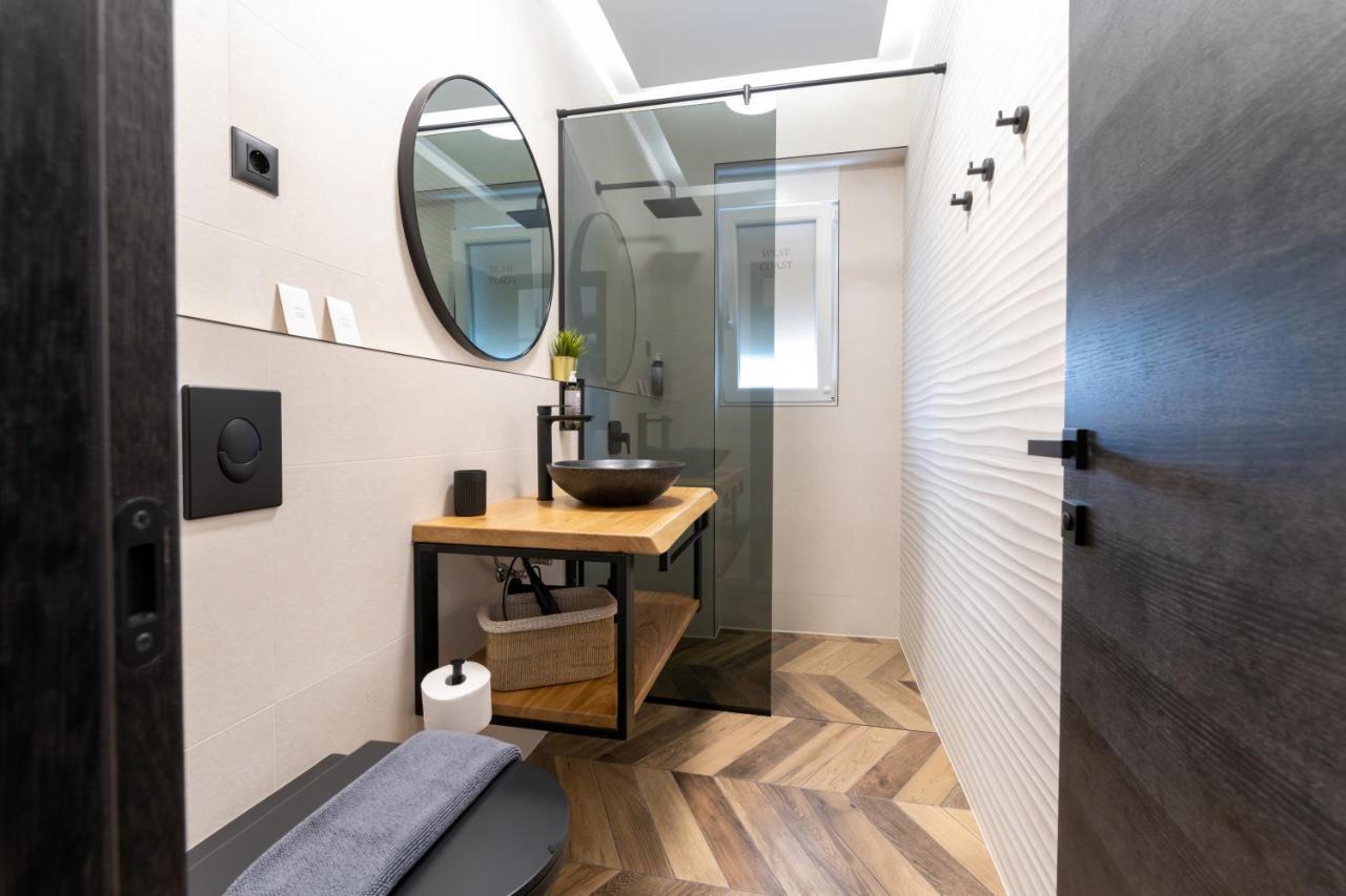 West Coast Deluxe Rooms Split Exterior foto