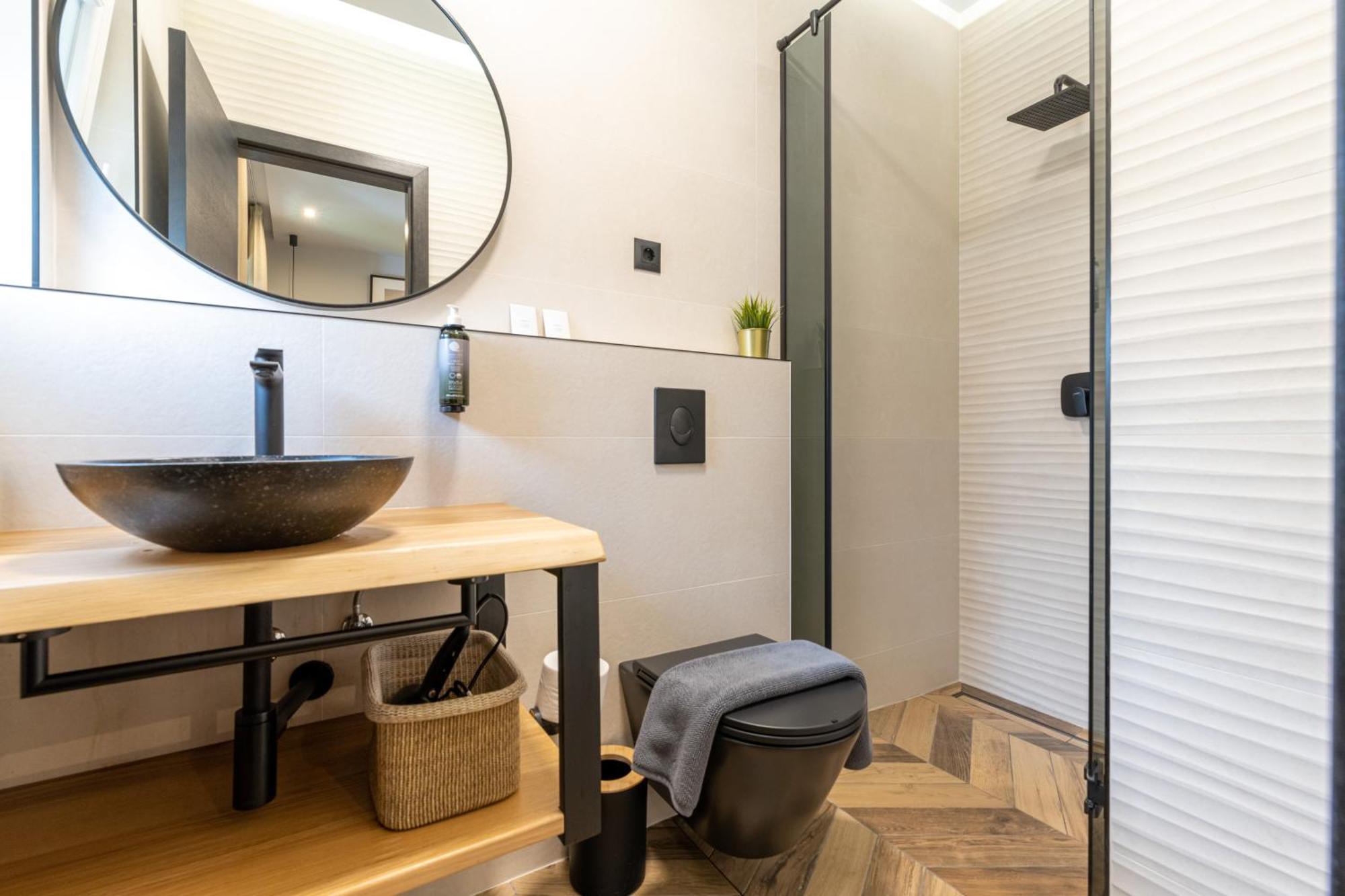 West Coast Deluxe Rooms Split Exterior foto