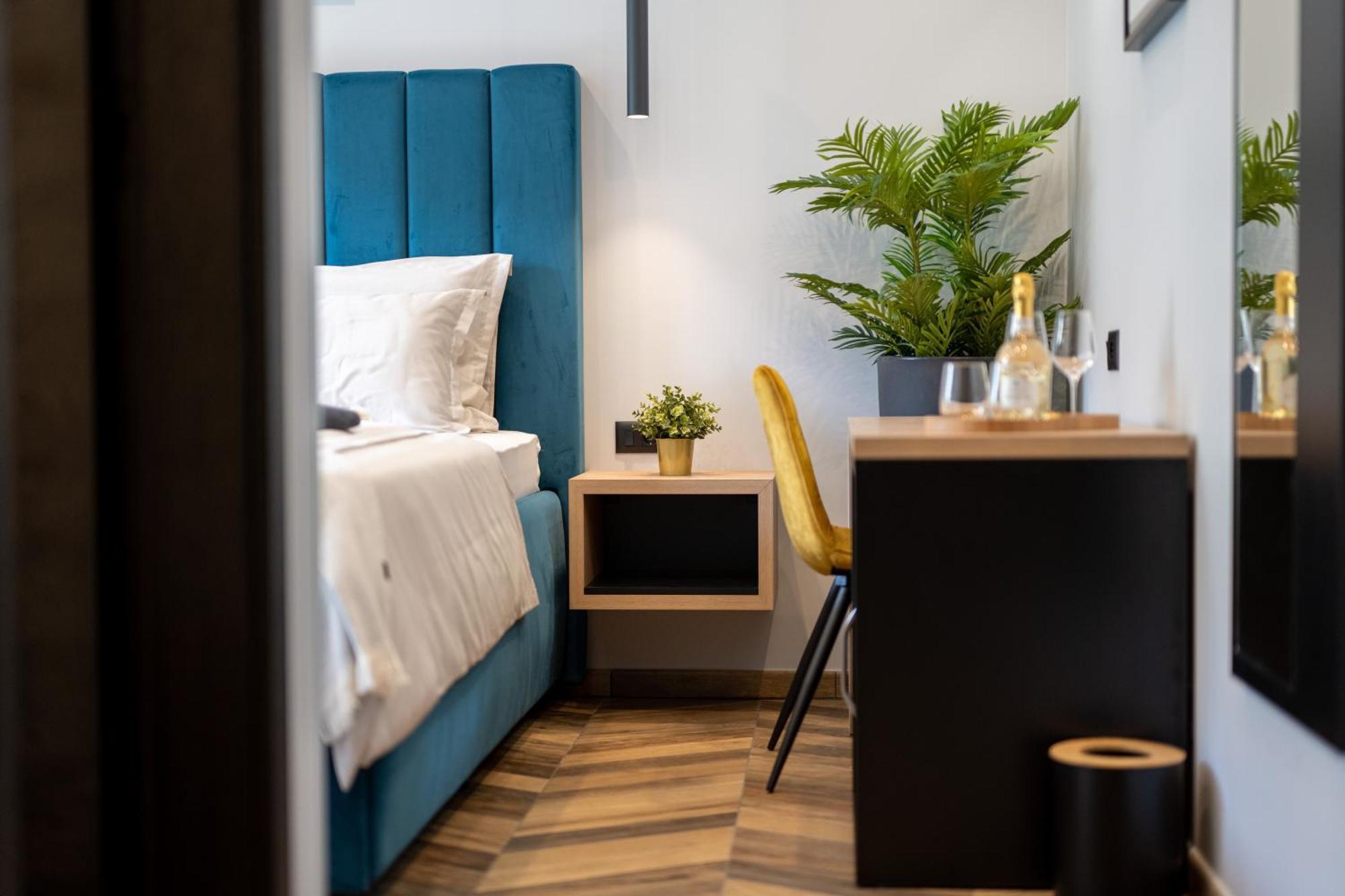 West Coast Deluxe Rooms Split Exterior foto